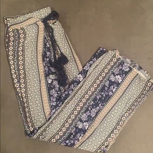 Vintage/Moroccan Floral Pattern Flowy Pants